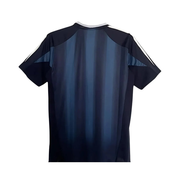 Newcastle Alternativa 04/05